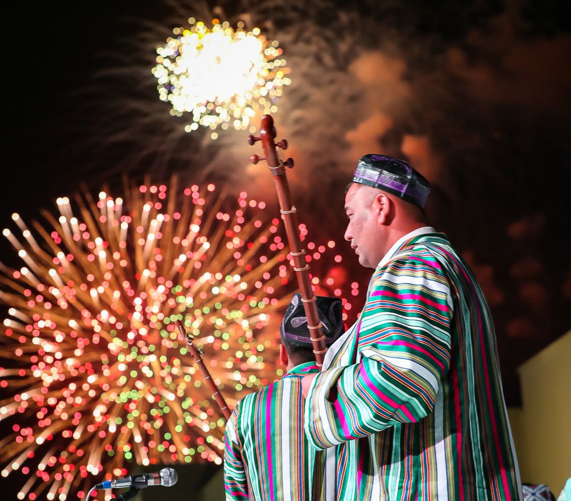 Uzbek musician in traditional dress